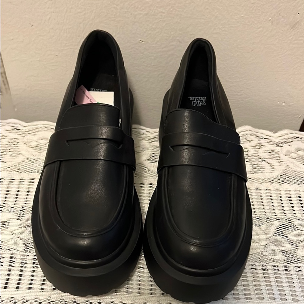 Wild Fable Black Chunky Sole Loafers NWT - Picture 1 of 4